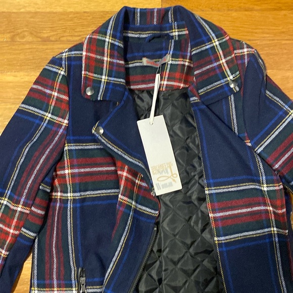 NWT, Made in Italy, Wool bland Coat. - Picture 4 of 8